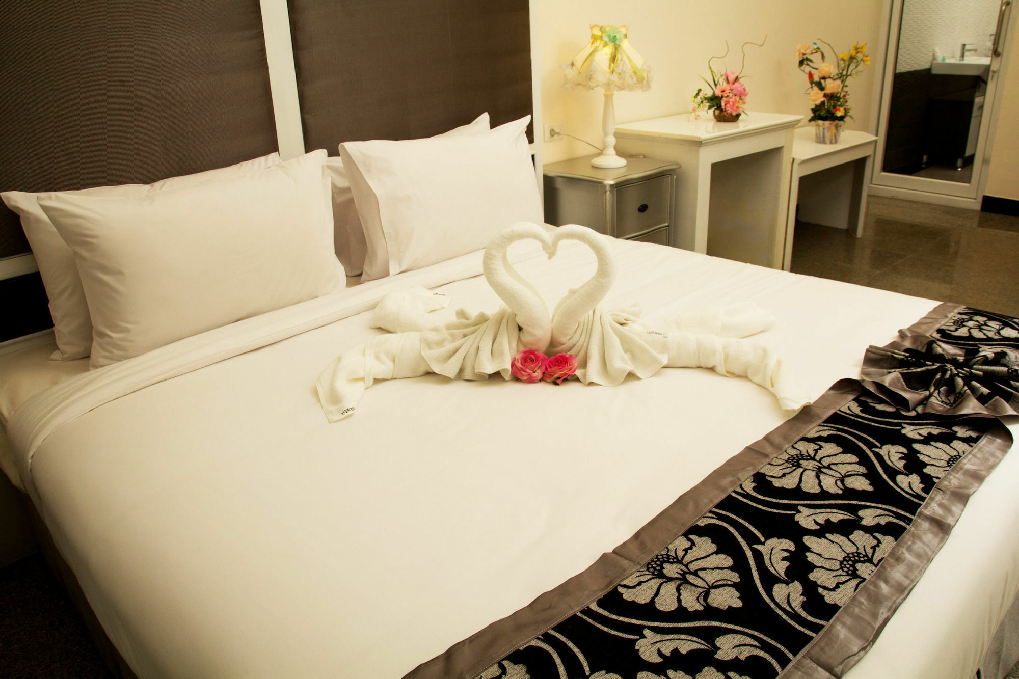 Pattaya International Lodge ภายนอก รูปภาพ